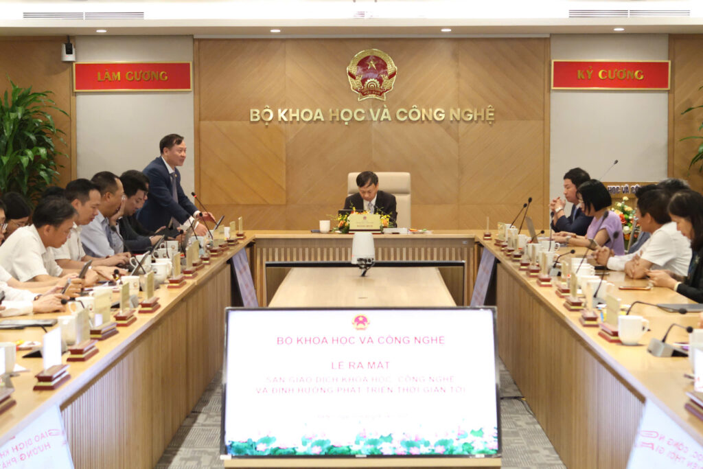Thúc đẩy giao dịch công nghệ, nâng cao năng suất và hiệu quả sản xuất, kinh doanh