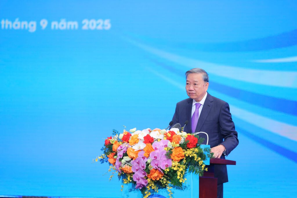 Tổng Bí thư nhấn mạnh ba trụ cột then chốt với ngành khoa học và công nghệ